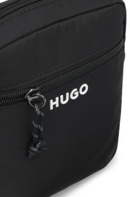 Bolso de bandolera con logo en contraste, Negro