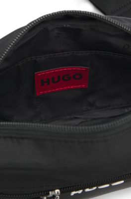 Sac &agrave; bandouli&egrave;re avec logo imprim&eacute; contrastant, Noir