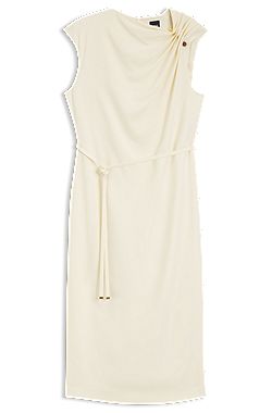 Vestido midi con detalles fruncidos en el hombro
