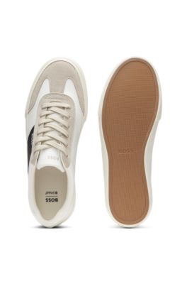Deportivas de ca&ntilde;a baja con ribetes de ante, Beige claro