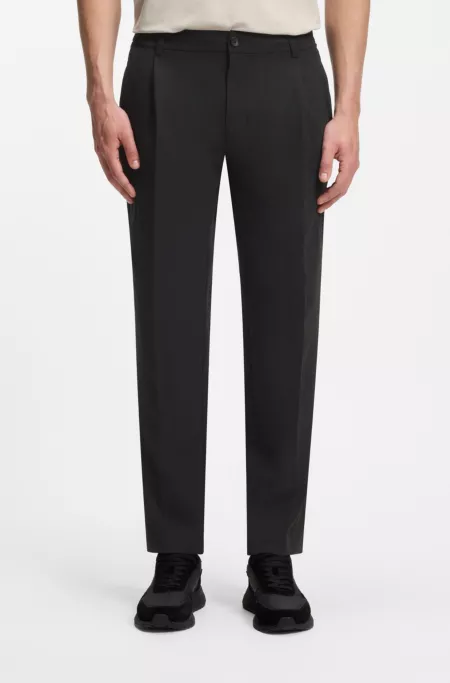 Relaxed-fit pants with front pleats