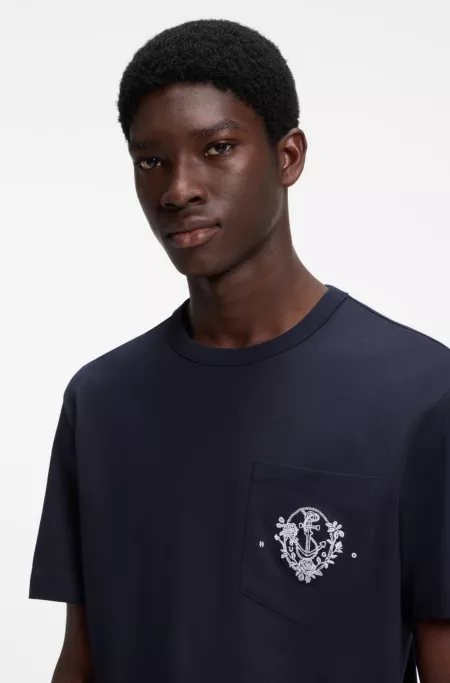 Relaxed-fit cotton T-shirt with anchor pocket print
