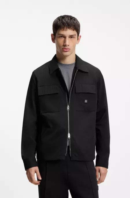 Oversized-fit shirt with zipper closure