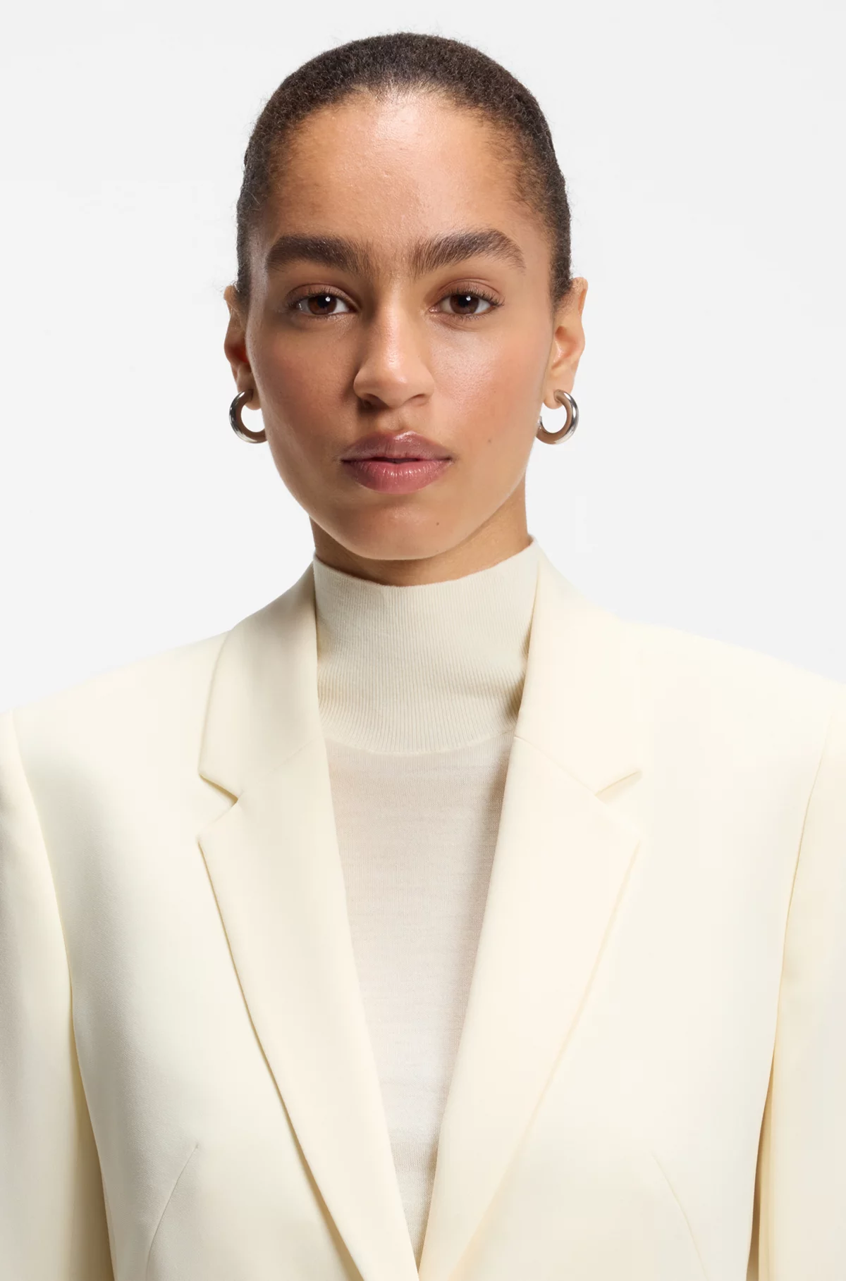 Blazer Slim en crêpe japonais avec manches froncées, Beige clair