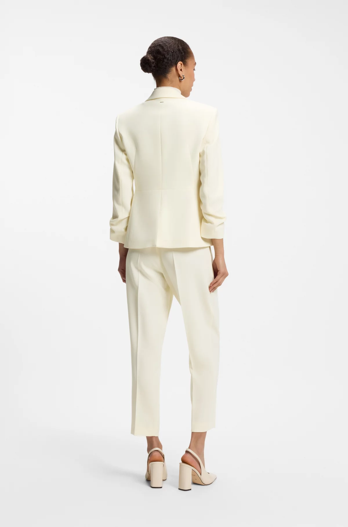 Blazer Slim en crêpe japonais avec manches froncées, Beige clair