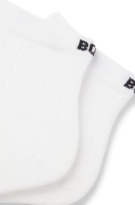 Paquete de dos pares de calcetines cortos de algod&oacute;n acanalado, Blanco