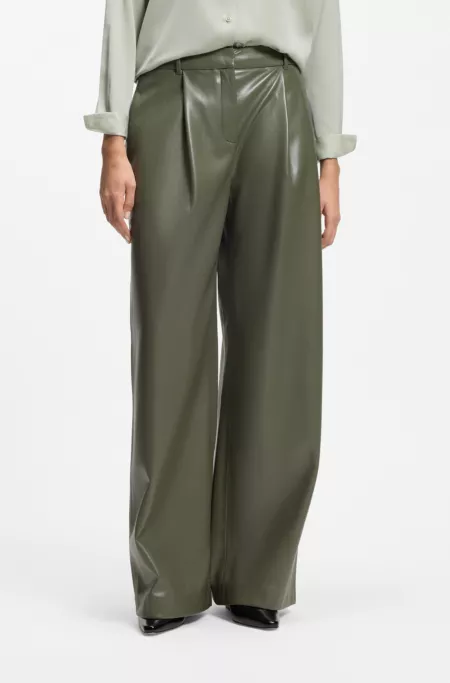 Wide-leg pants in faux leather