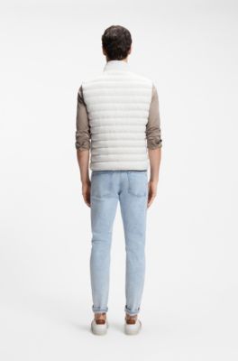 Water-repellent vest with down filling, White