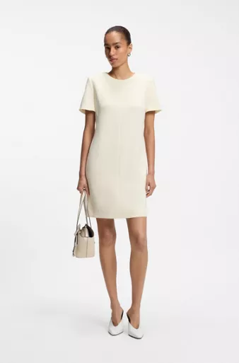 Robe à manches courtes en crêpe japonais, Beige clair