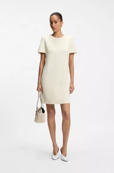 Robe à manches courtes en crêpe japonais, Beige clair