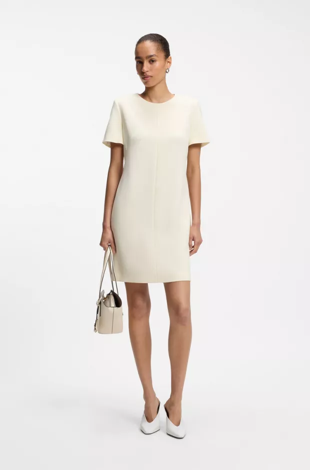 Robe à manches courtes en crêpe japonais, Beige clair