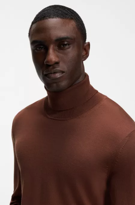 Turtleneck sweater in extra-fine merino wool