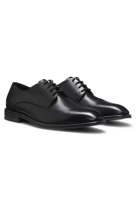 Italian-made Derby shoes in leather with cap toe