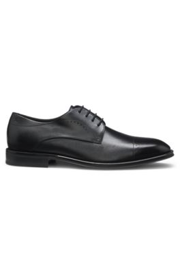 Italian-made Derby shoes in leather with cap toe, Black