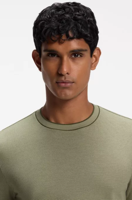 Regular-fit T-shirt in structured cotton with tipping details