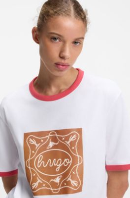 Camiseta de algod&oacute;n de ajuste impecable con ribetes y estampado gr&aacute;fico, Blanco