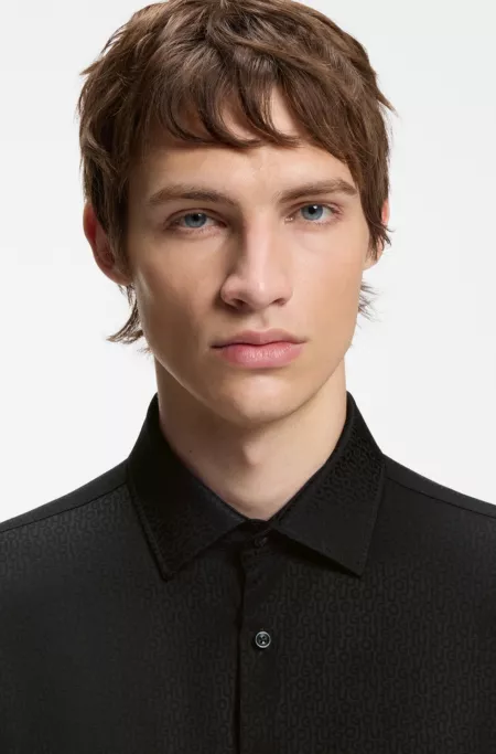 Slim-fit business shirt in soft garment-washed fabric