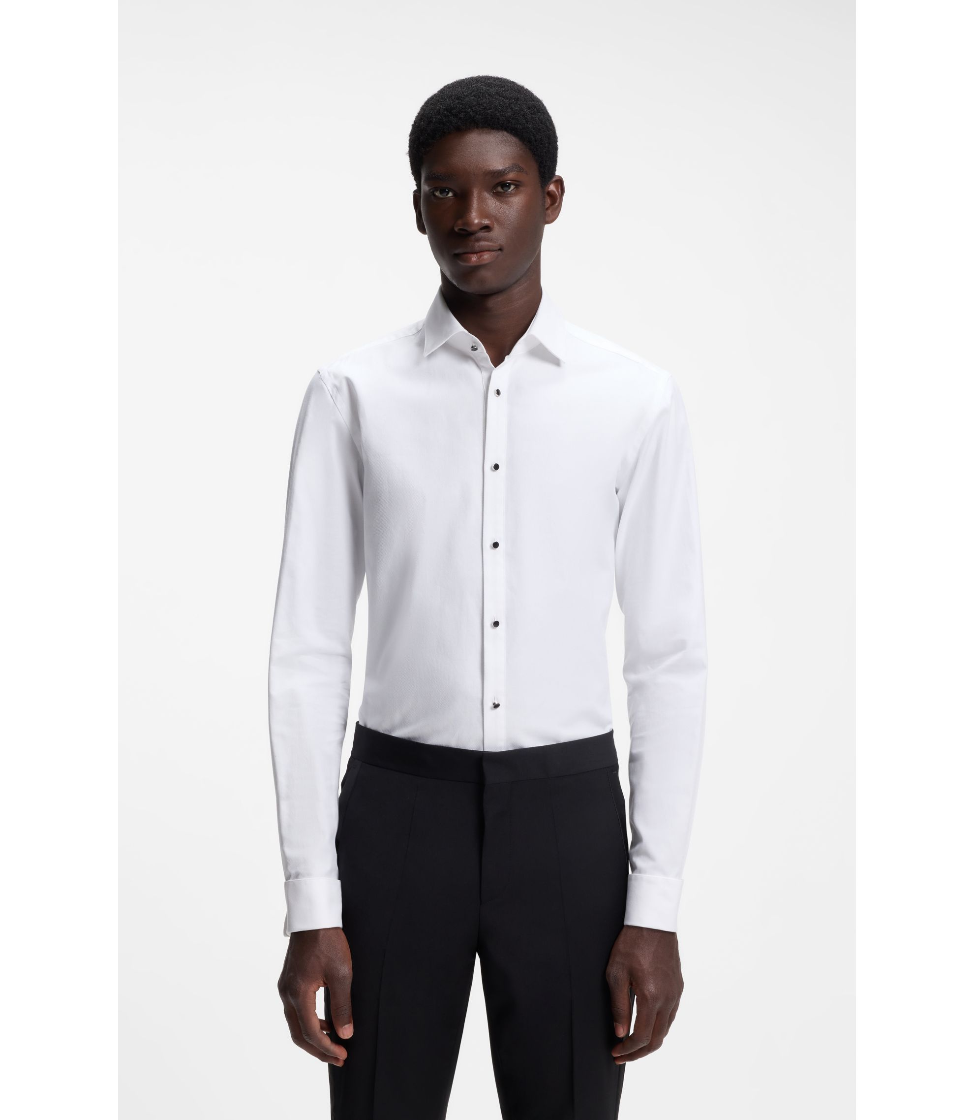 Slim-fit shirt in structured cotton poplin