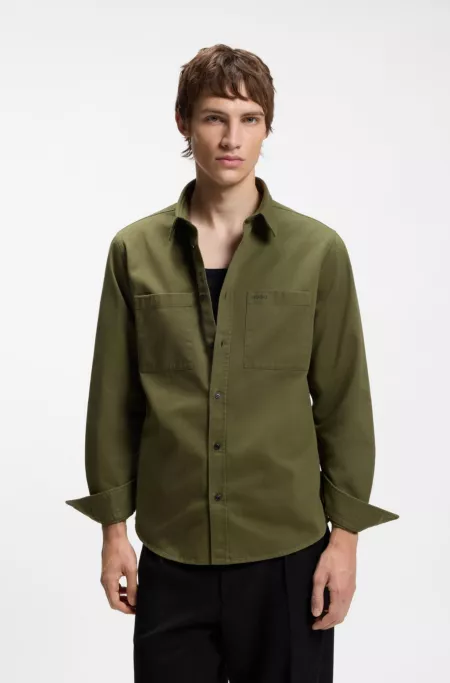 Relaxed-fit shirt in cotton twill with chest logo