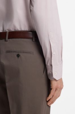 Camisa regular fit de algod&oacute;n italiano, Marr&oacute;n