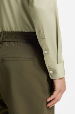 Slim-fit shirt in structured performance stretch fabric, Khaki