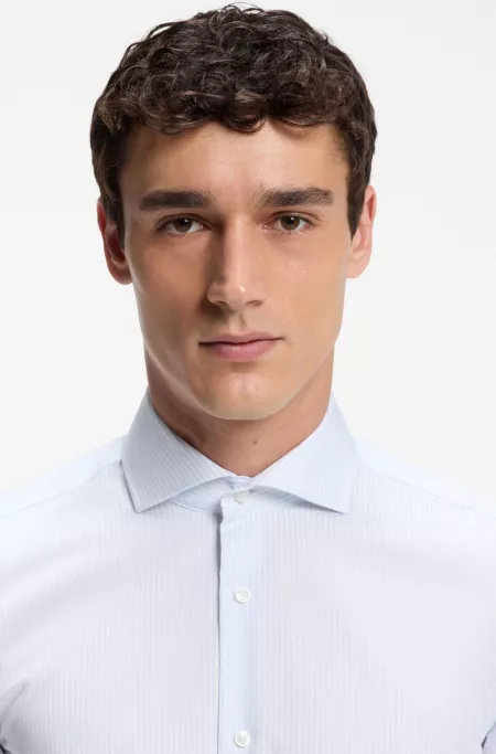 Slim-fit shirt in wrinkle-free cotton