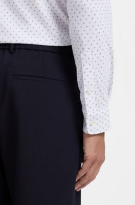 Camisa slim fit t&eacute;cnica en punto el&aacute;stico, Caqui
