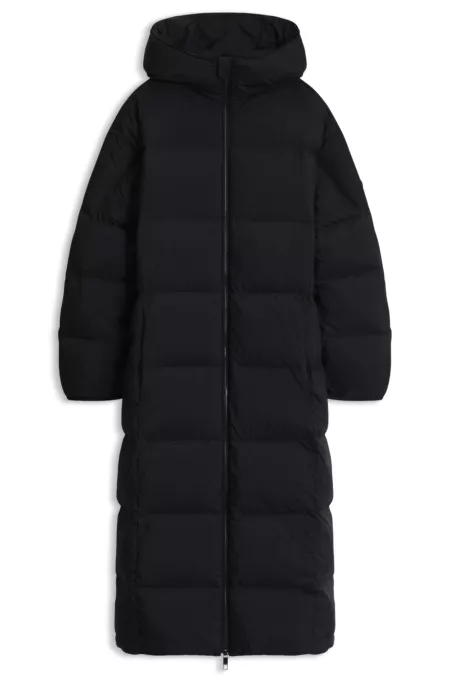 Water-repellent puffer jacket with down insulation