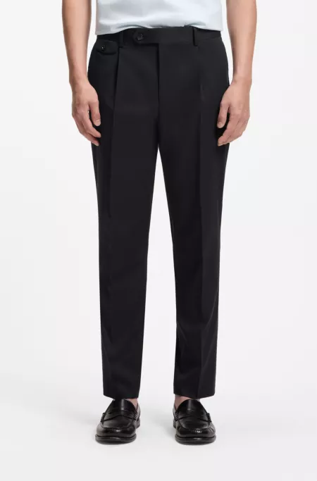 Tapered-fit pants in a cotton blend