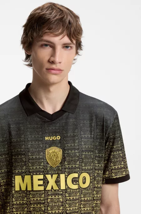 Relaxed-fit soccer T-shirt with nation detailing