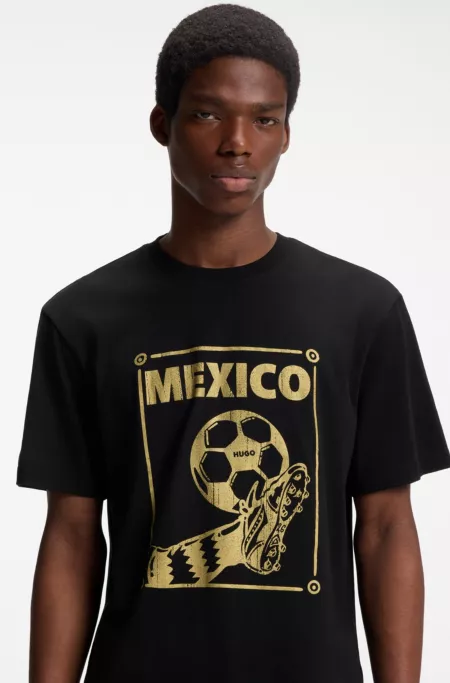Relaxed-fit T-shirt in cotton with soccer artwork