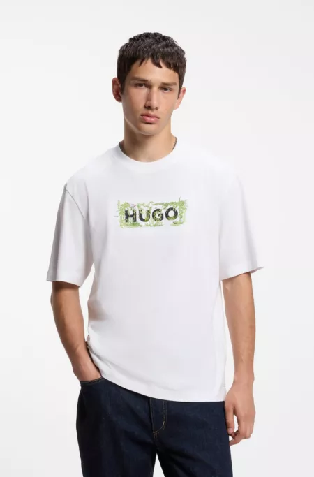 Cotton T-shirt with embroidered logo artwork