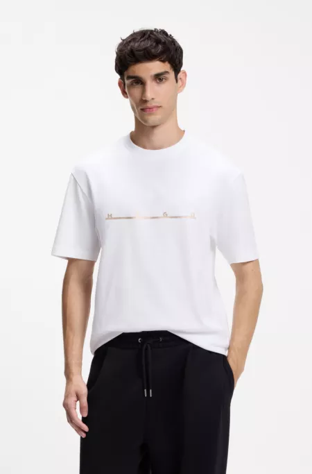 Relaxed-fit T-shirt with zigzag stitching detail