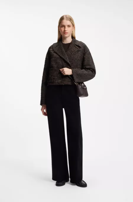 Textured tweed blazer in a cropped style