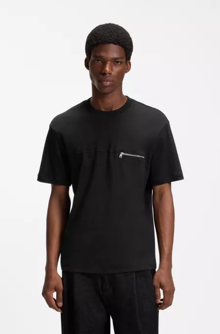Relaxed-fit T-shirt in cotton with zippered chest pocket