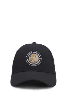 Gorra de cinco paneles con ilustraci&oacute;n de tenis y logo, Negro