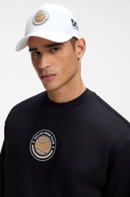 Gorra de cinco paneles con ilustraci&oacute;n de tenis y logo, Blanco