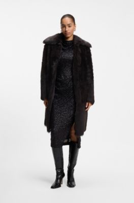Abrigo de piel de cordero regular fit con cuello ajustable con cierre magn&eacute;tico, Marr&oacute;n