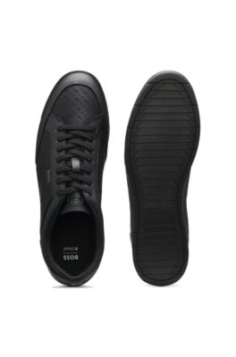 Baskets en cuir avec empi&egrave;cements &agrave; monogramme, Noir