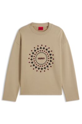 Sudadera relaxed fit con ilustraci&oacute;n bordada en el pecho, Beige