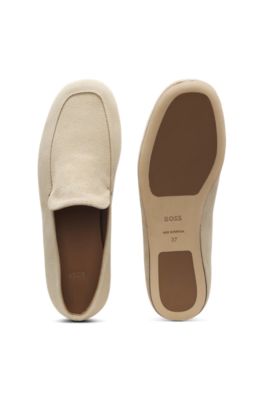 Mocassins en cuir su&eacute;d&eacute; avec semelle ext&eacute;rieure en cuir, Beige clair