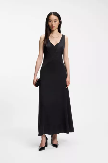 Sleeveless maxi dress with V-neckline