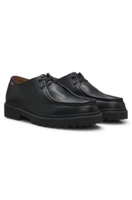 Derbies esprit mocassin en peau grain&eacute;e, Noir
