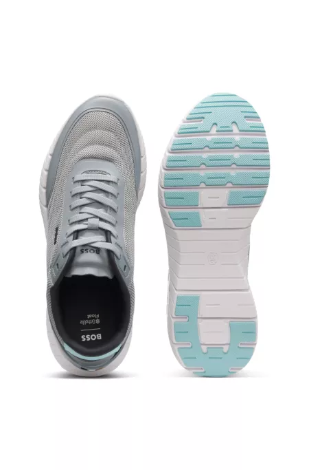 Running sneakers with leather trims