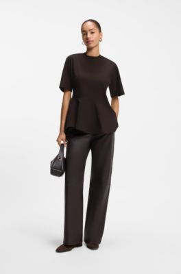 Camiseta de algod&oacute;n mercerizado con peplum asim&eacute;trico, Marr&oacute;n