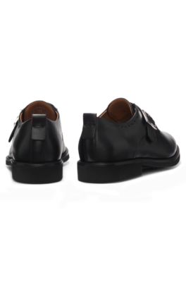 Zapatos Monk de cuero con detalles calados, Negro
