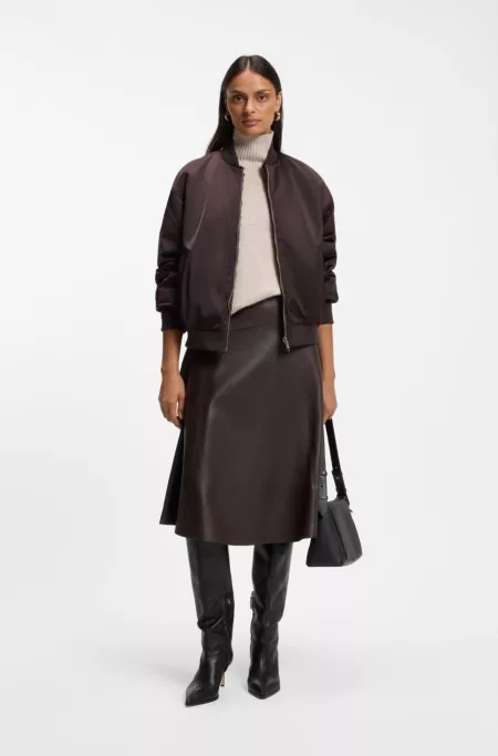 A-line nappa leather skirt with diagonal cut