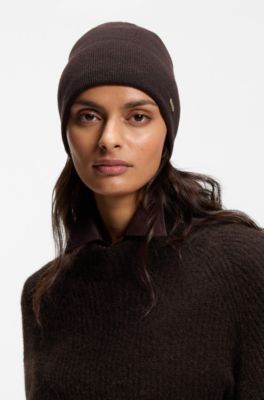 Wool-cashmere beanie with logo placket, Brown