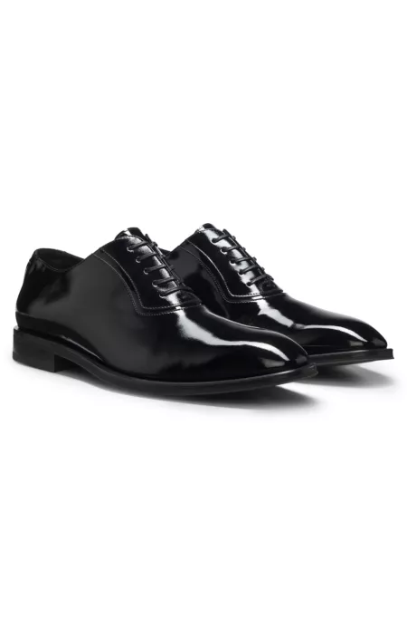 Italian-made Oxford shoes in patent faux leather