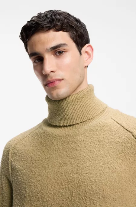 Relaxed-fit turtleneck sweater in a textured cotton blend
